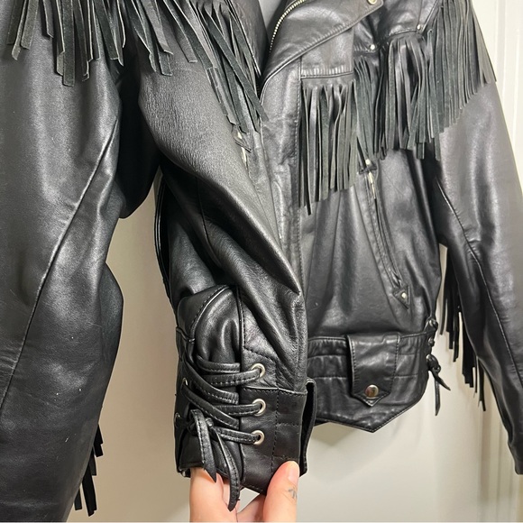 Black Vintage Fringe Leather Jacket - Picture 7 of 13